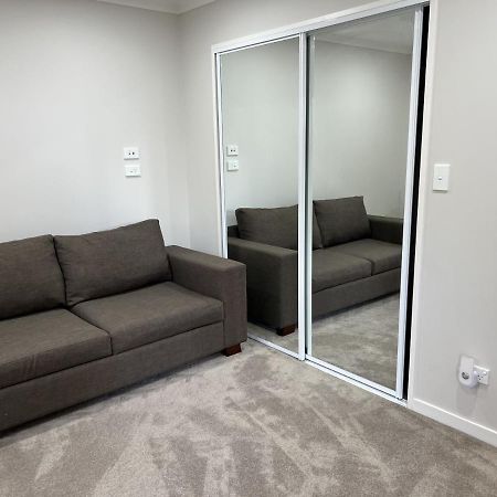 Guest Suite - Cosy Place In The Wattle Downs Auckland Exterior foto